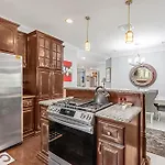 5Min Walk From Love Beach A Spacious Home In Nassau